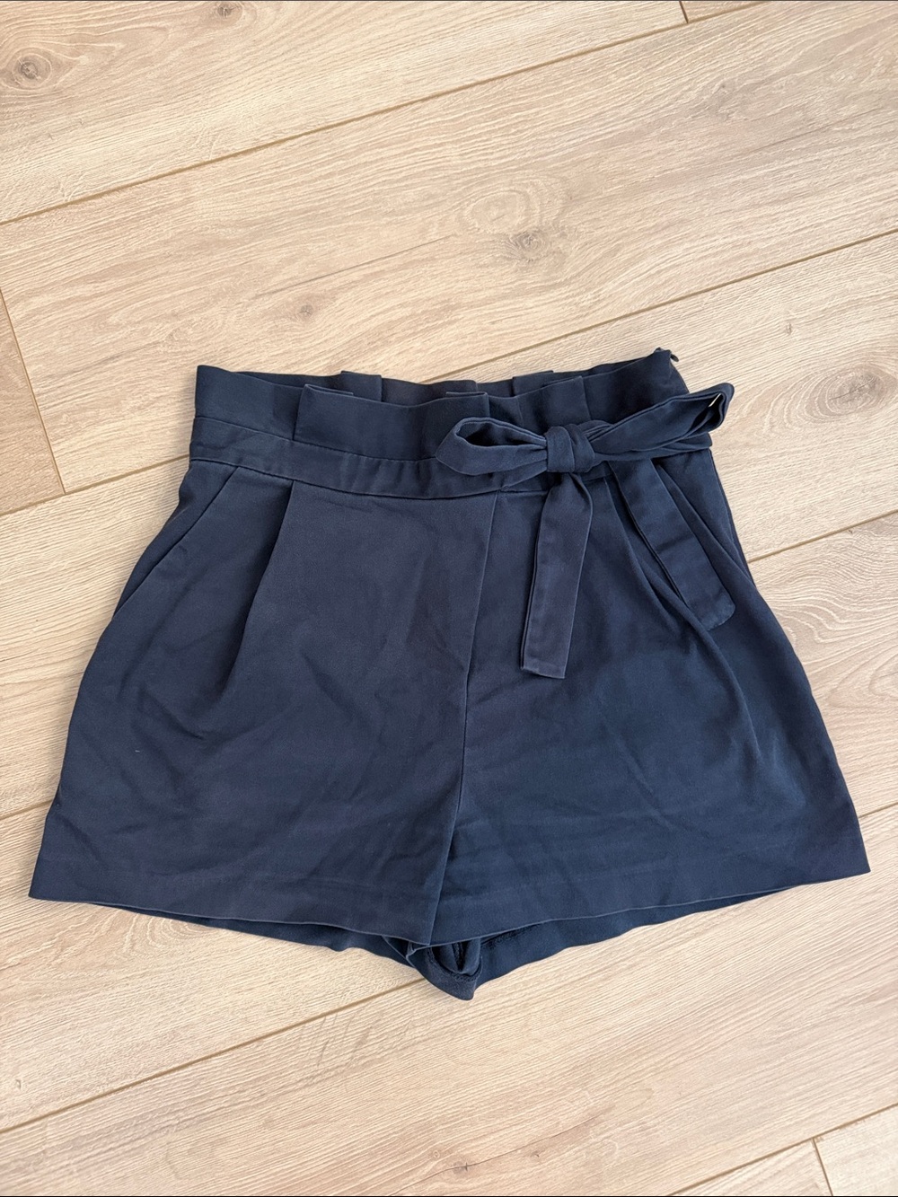 Zara Navy Blue High Waisted Paperbag Shorts Size M